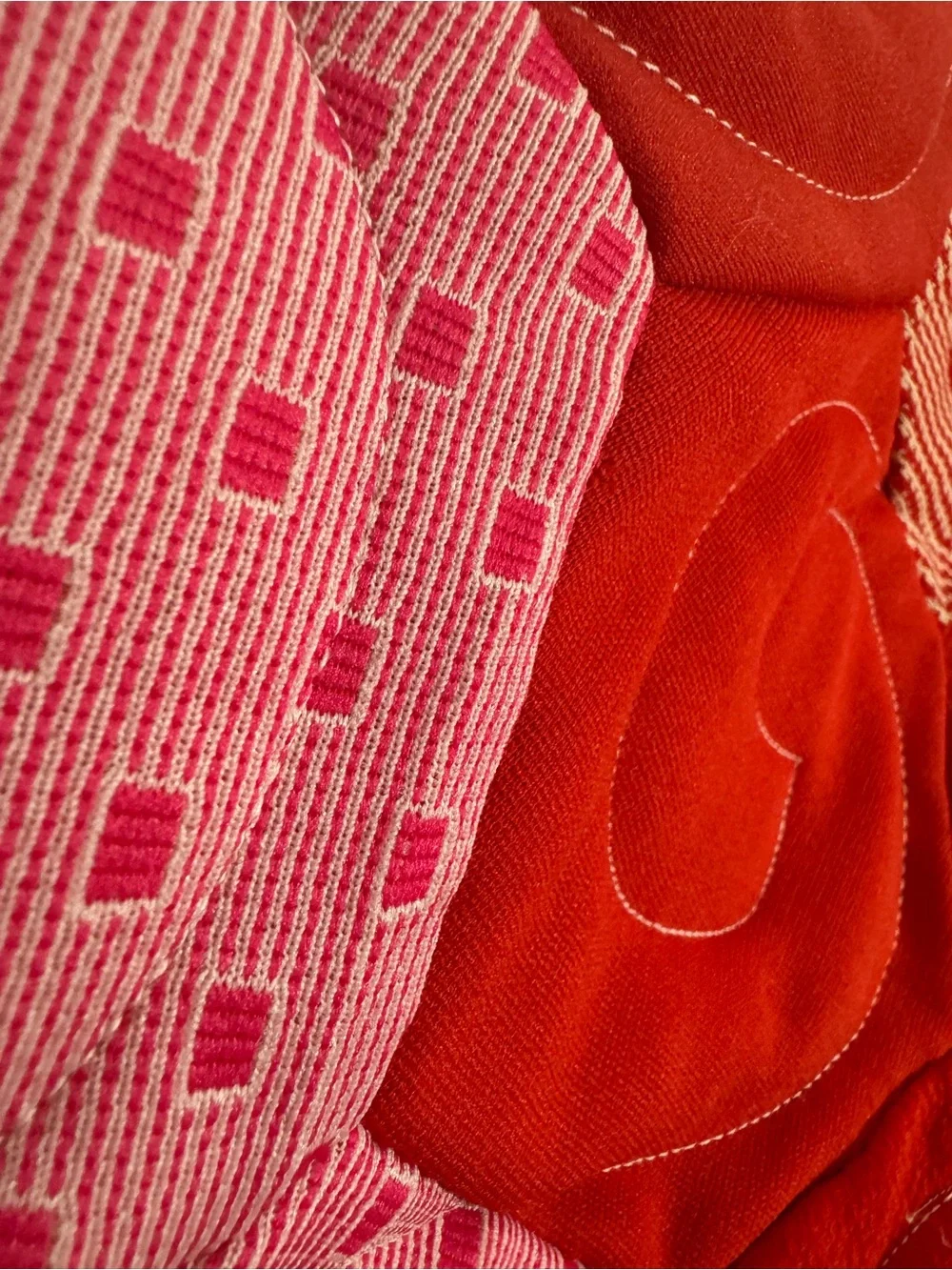 Vtg Rose Hexagon Quilted Bedspread